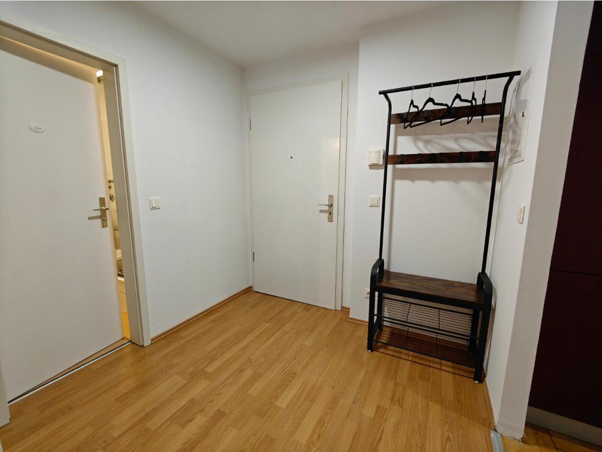 2Br Apartment, Parking, Wi-Fi, Tv In Berlin Karow 외부 사진