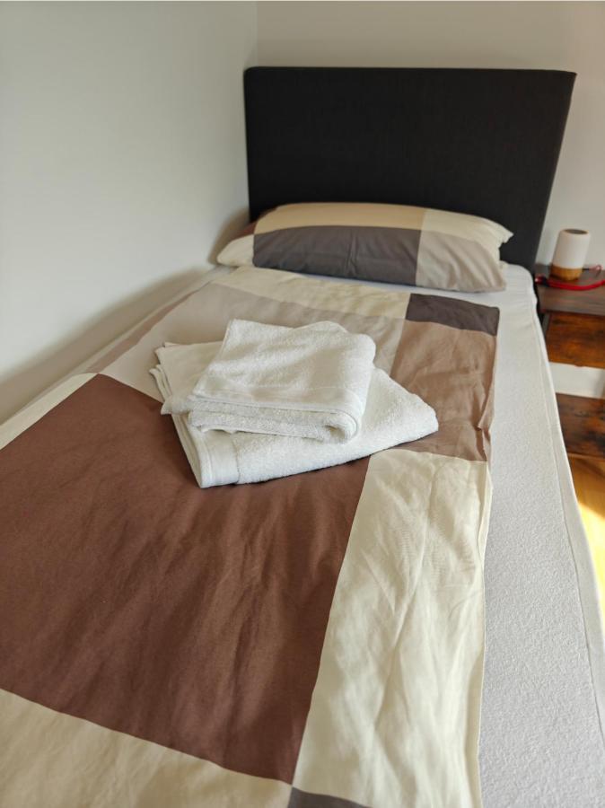 2Br Apartment, Parking, Wi-Fi, Tv In Berlin Karow 외부 사진